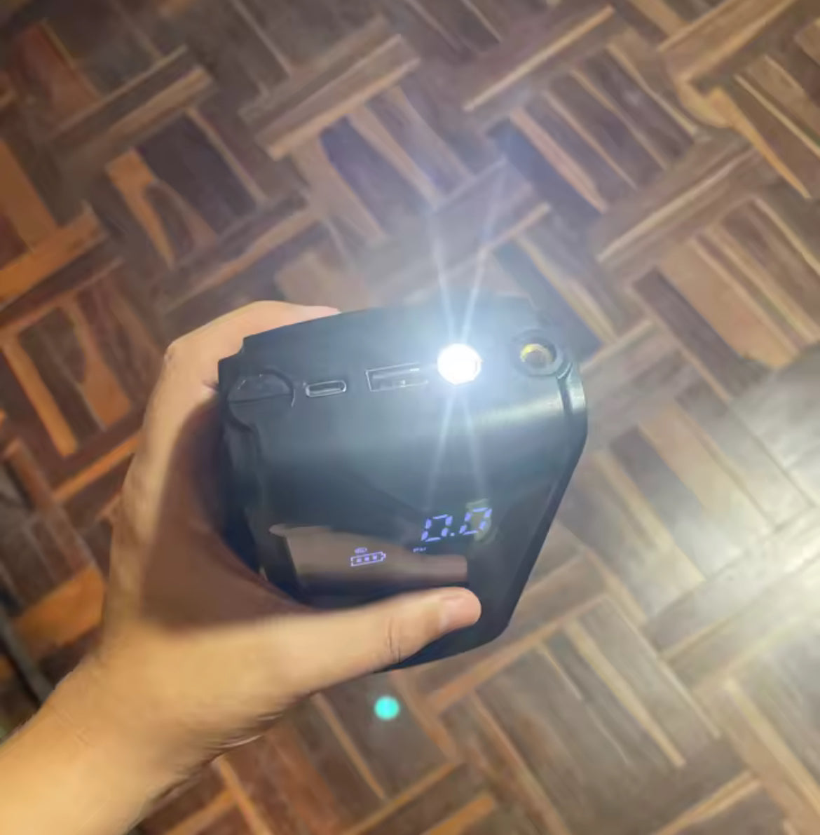 AeroRoad™ | High-Performance Smart Tyre Inflator